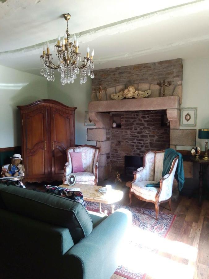 La Menardiere Serenitatis Chambre D'Hotes Petit Dejeuner Compris Corseul Екстериор снимка